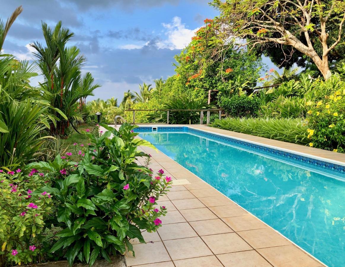 Palmlea Farms Lodge & Bures - Villas Лабаса Экстерьер фото
